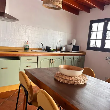 Casa Volcan La Costa